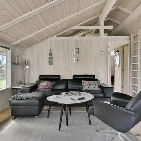 펜션 Holiday Home Rudkobing Xxviii *